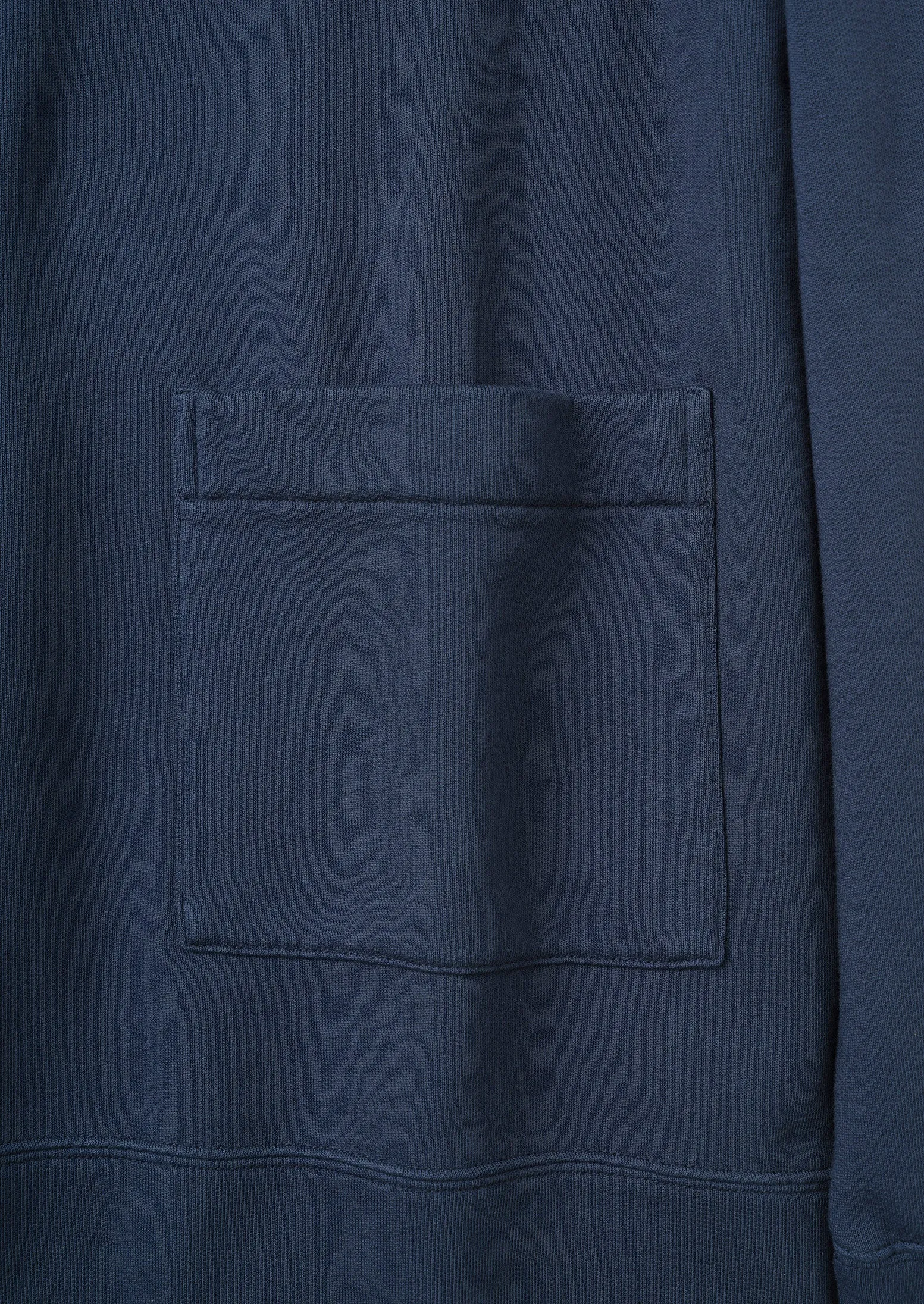 Garment Dyed Organic Jersey Sweatshirt | Dark Indigo