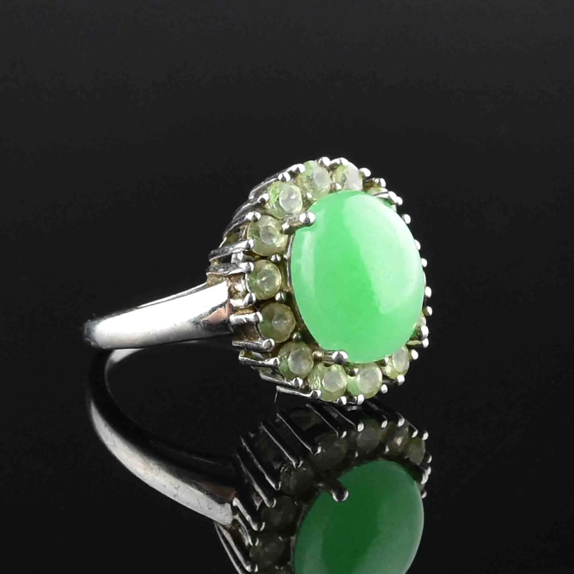 Silver Jade Cabochon Peridot Halo Ring, Sz 6.75