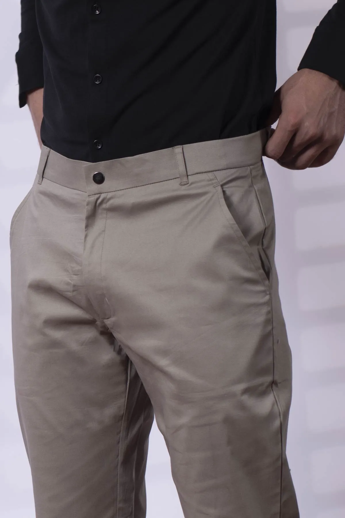 The Air Oyster Beige Trouser